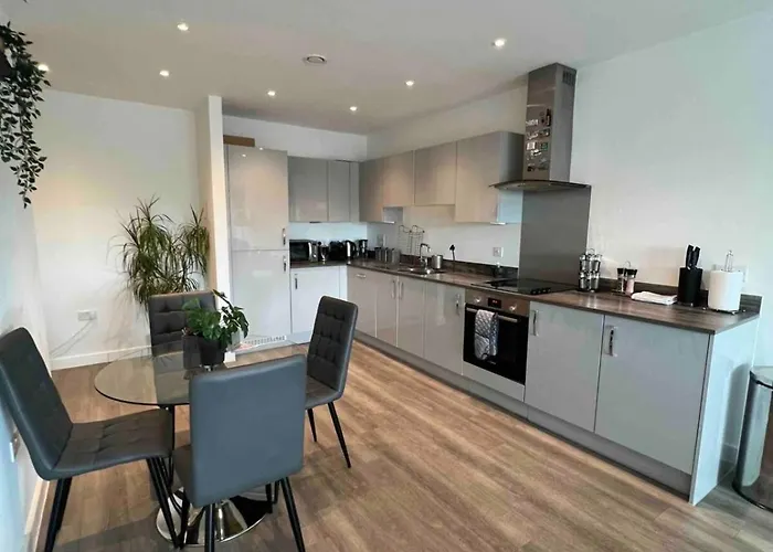 Private Room In London With Balcony